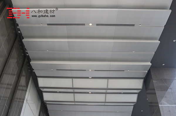 甲级写字楼大堂铝单板吊顶2