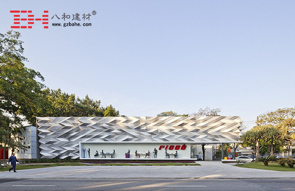 巴西Riccó展示厅外墙铝单板